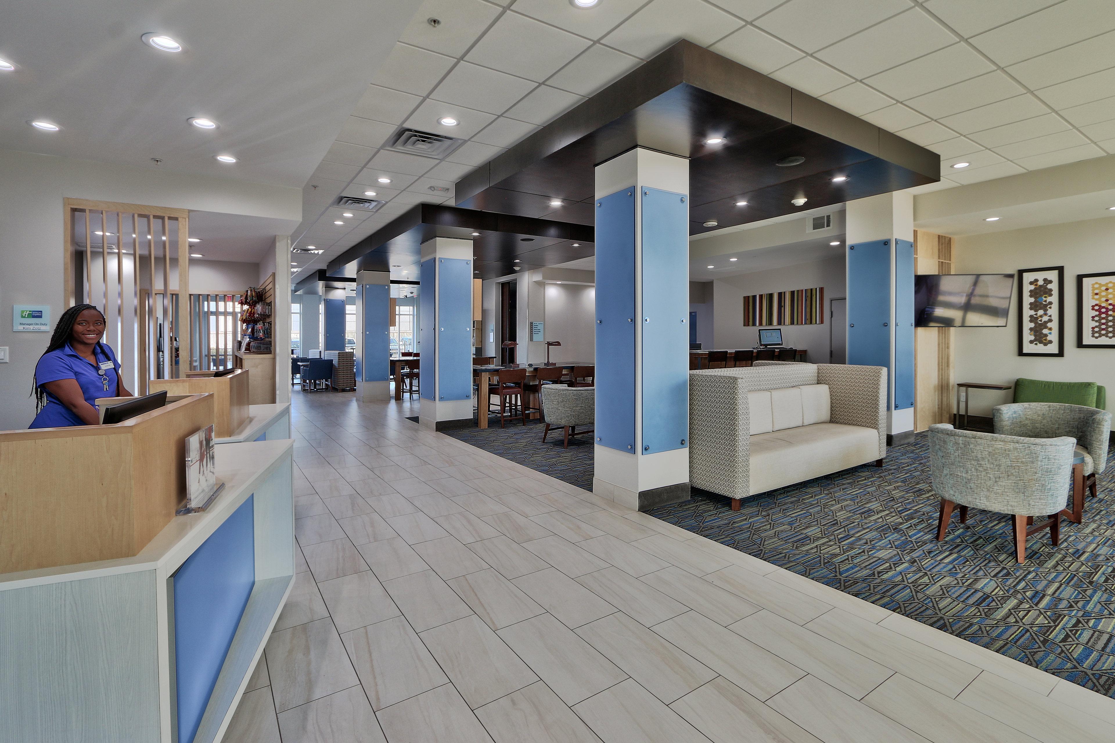 Holiday Inn Express & Suites - Houston East - Beltway 8 By Ihg Cloverleaf Extérieur photo