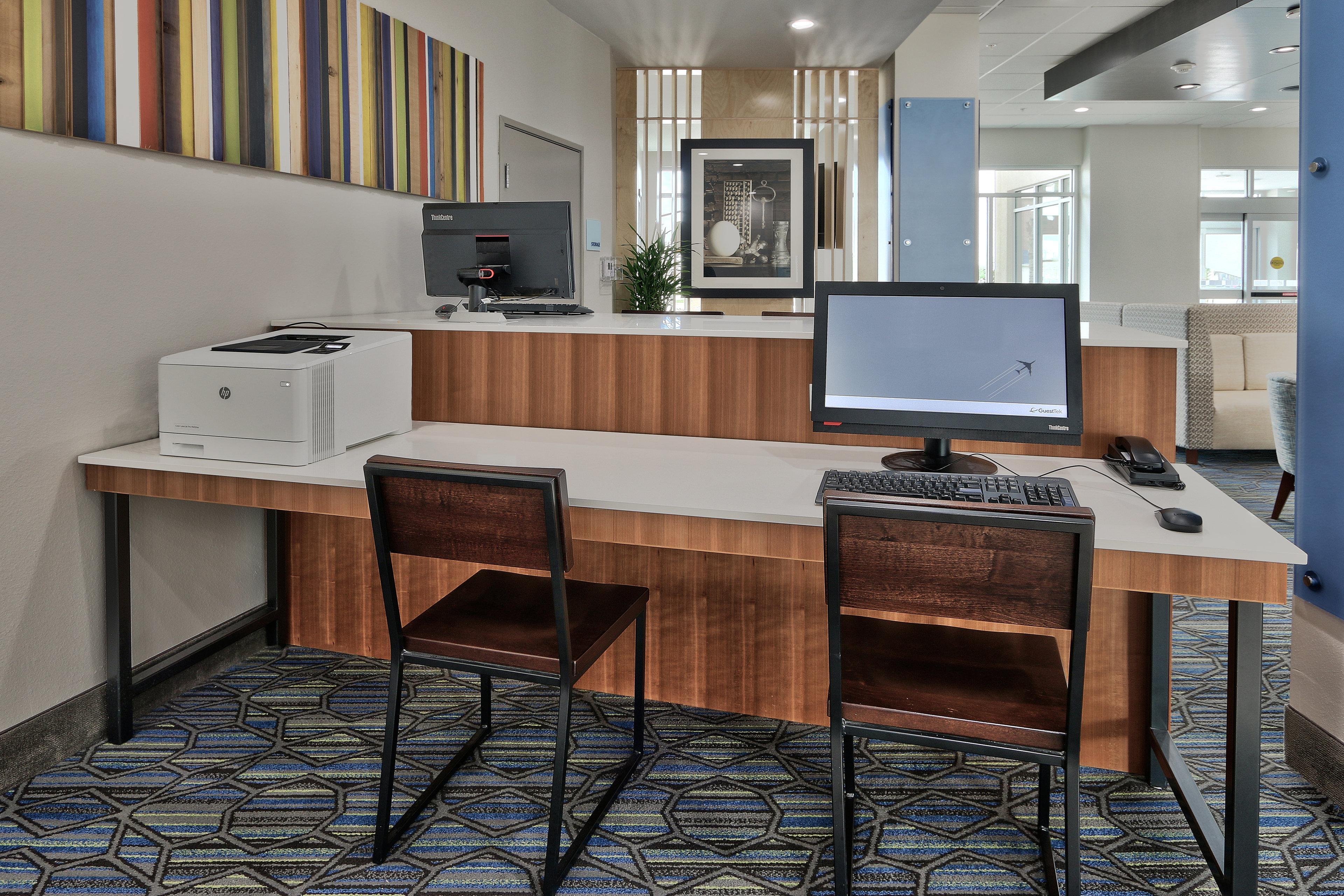 Holiday Inn Express & Suites - Houston East - Beltway 8 By Ihg Cloverleaf Extérieur photo