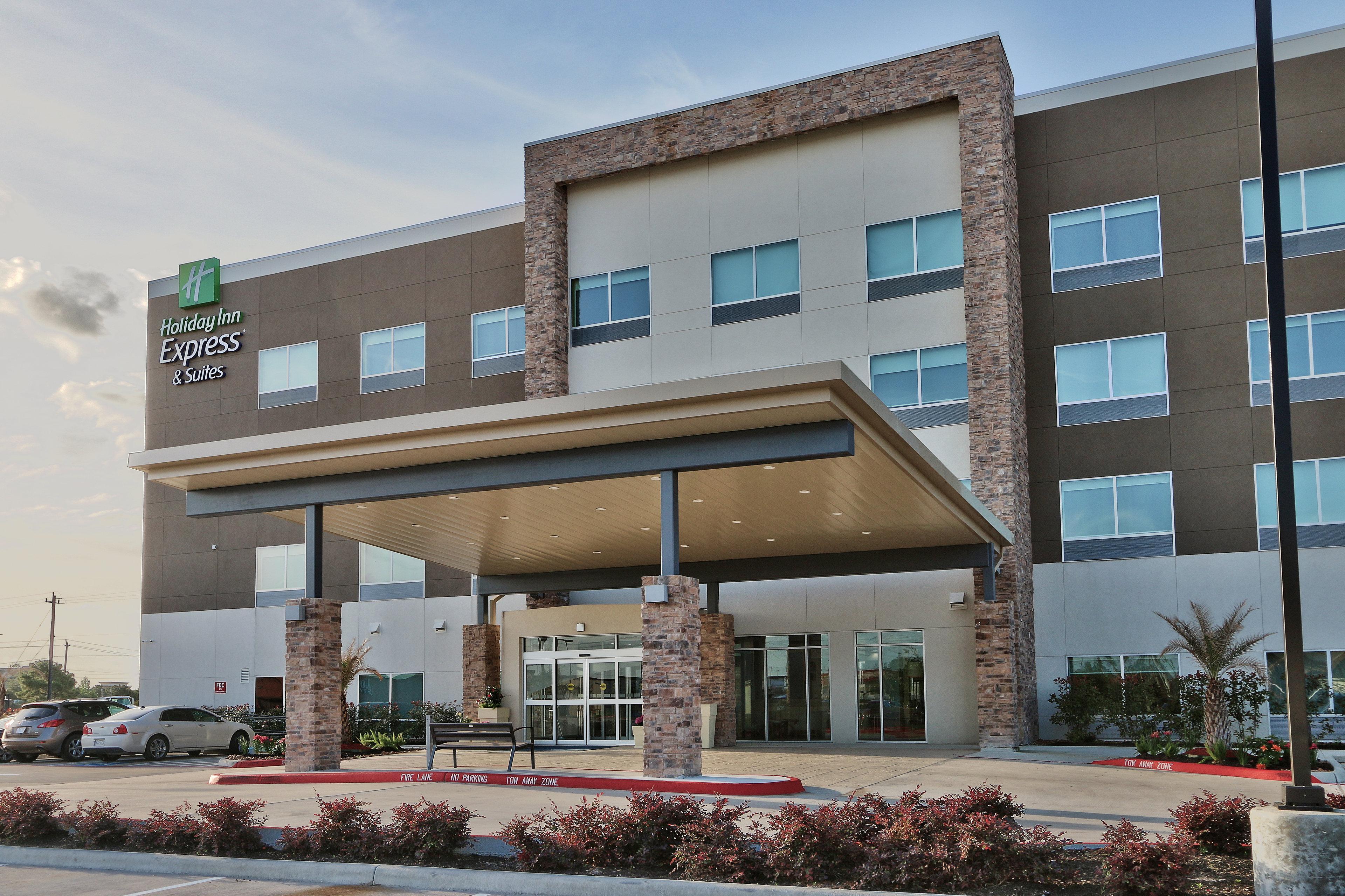 Holiday Inn Express & Suites - Houston East - Beltway 8 By Ihg Cloverleaf Extérieur photo
